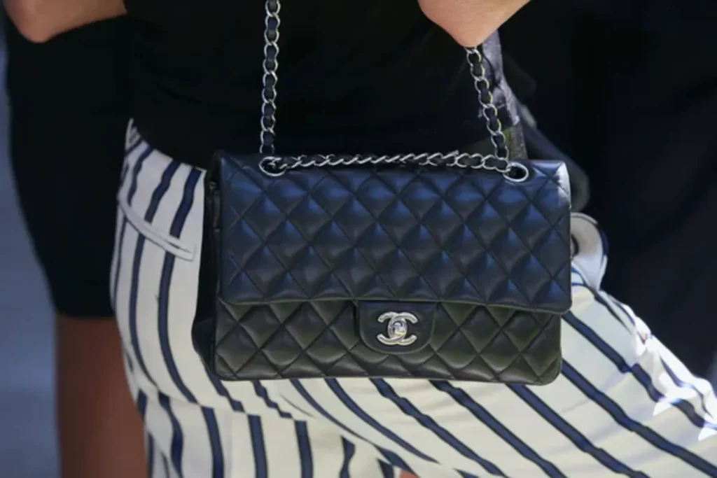 20 Luxury Handbag Brands That Hold Their Value Over Time 4 Looking for the Right Fashion Investment? Here are the World’s Top 20 Luxury Handbag Brands