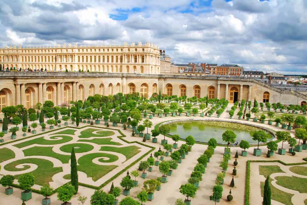 The Most Luxurious Royal Residences in Europe 4 Royal Residences