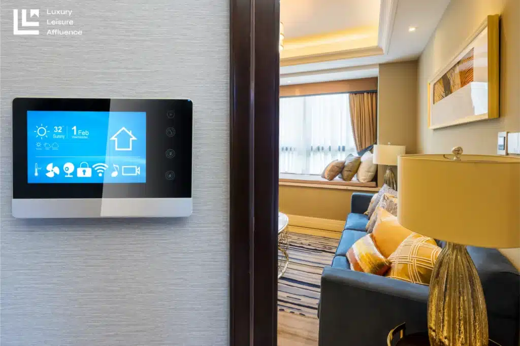 8 Features in Smart Luxury Living: Redefining Home Comfort 4 10 Luxury Home Security Devices for Your Smart Home
Smart luxury living